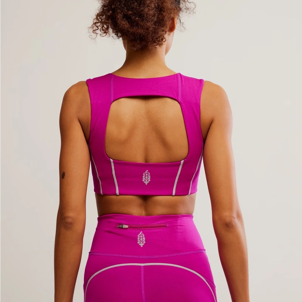 NWT Free People You're A Peach Bra in Berry Blitz